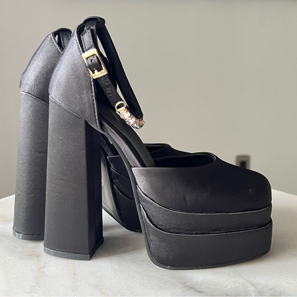 Platform Heel Square toe with Rhinestones. - Picture 5 of 7